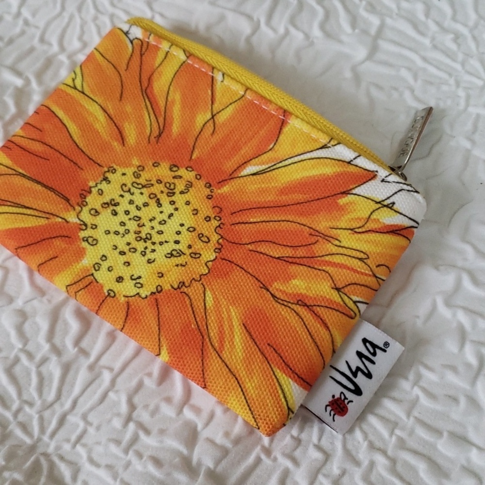 Vera Make Up Bag with Sunflower Desig for Clinique Small Zip Top Pouch